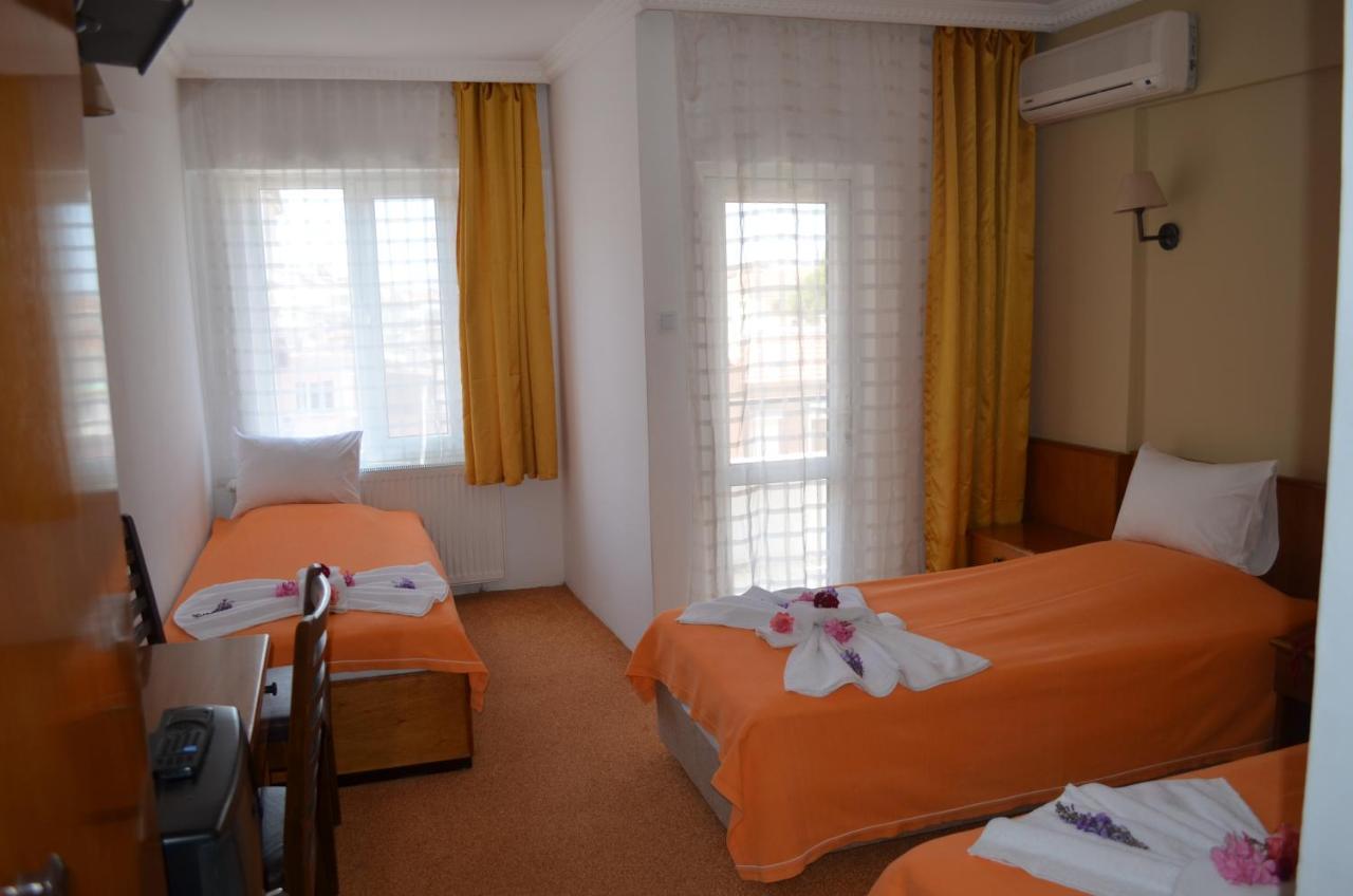 Megas Hotel Ayvalik Room photo